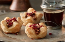 Cranberry Nut Baklava Cups