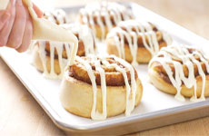 Cinnamon Roll Drizzle